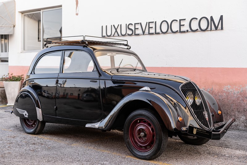 1940 Peugeot 202